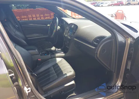 2019 Chrysler 300 300S from USA, damaged, VIN 2C3CCABG4KH656015